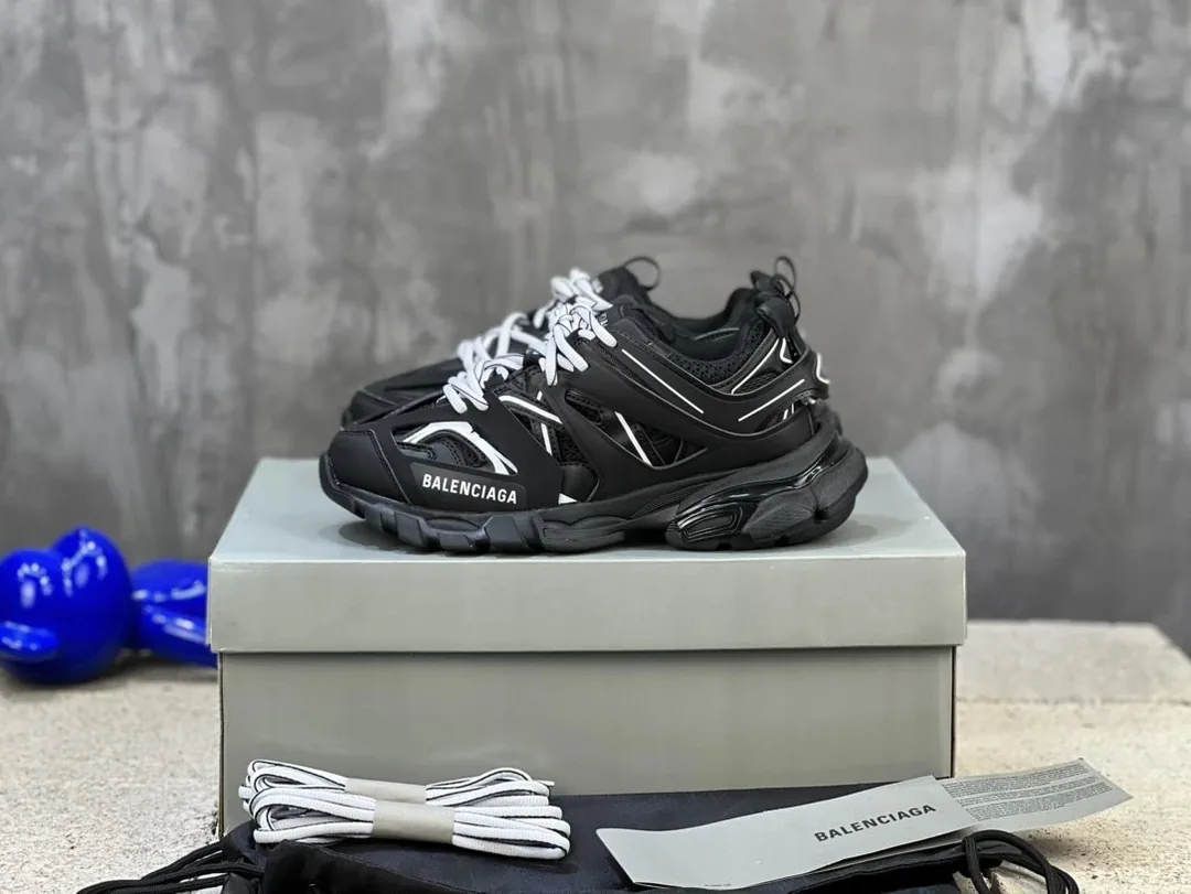 Balenciaga Track Trainer Sneakers — Photo 8