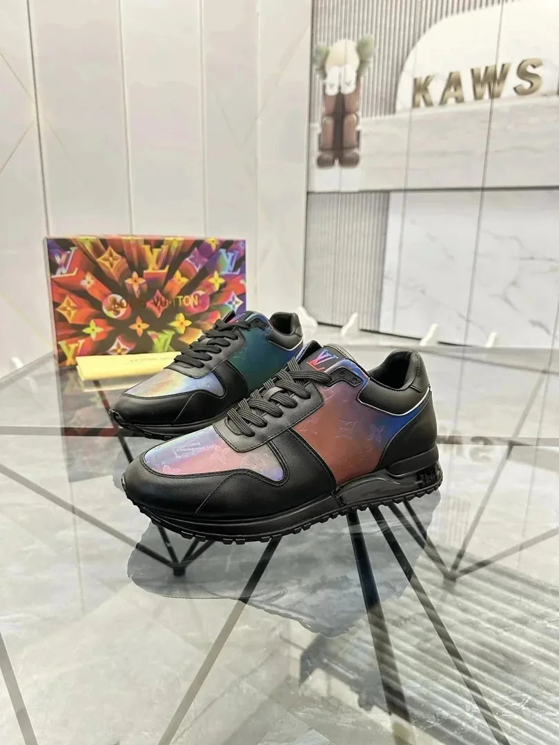 Louis Vuitton Run Away White Basic Sneakers — photo 12