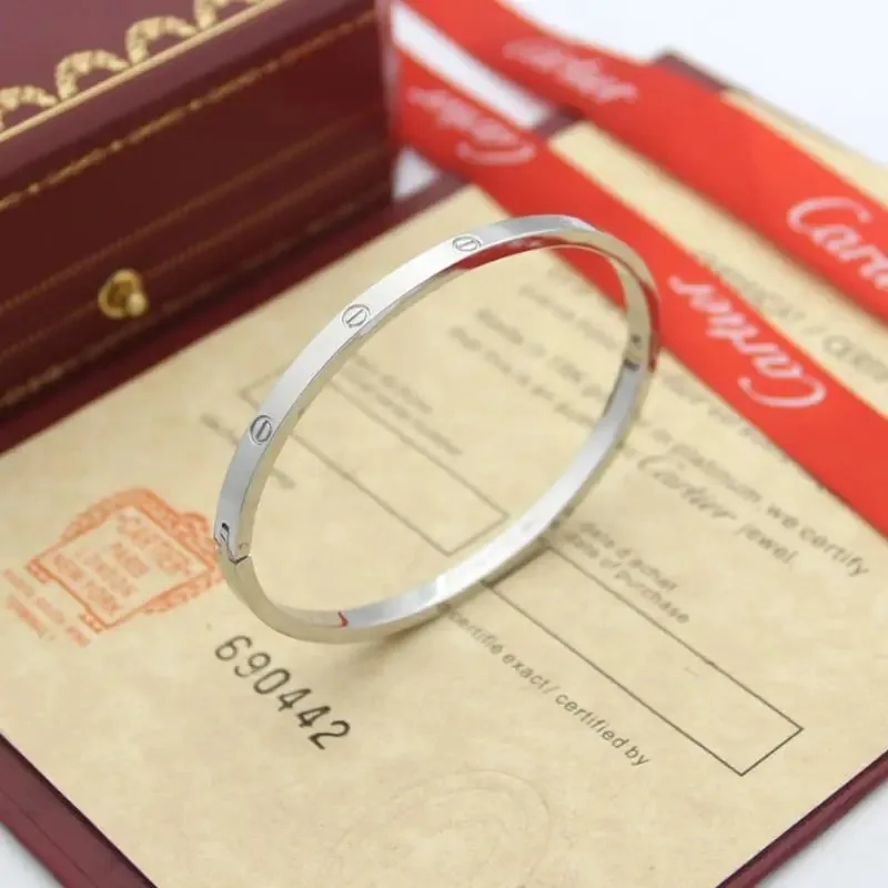 Bracelet — QC