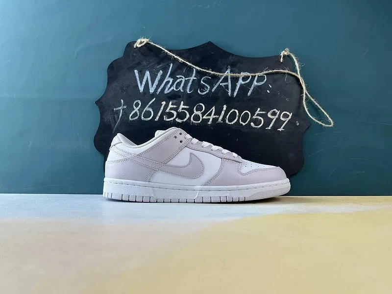 Nike Dunk Sneakers — Photo 3