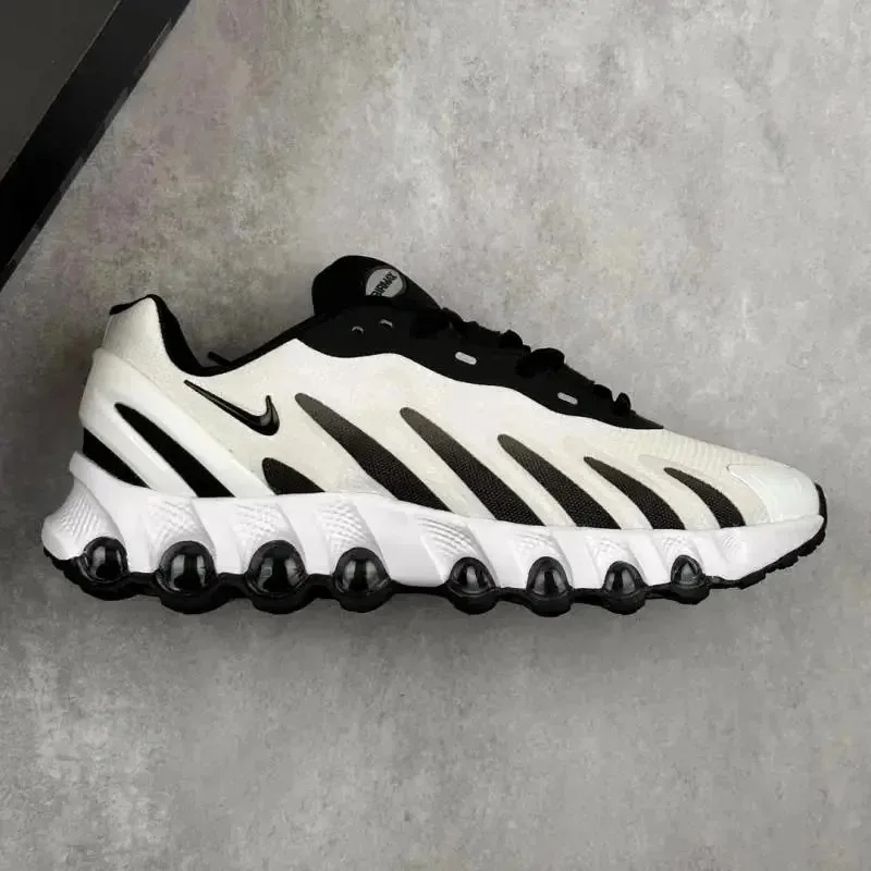 Nike Shox Lace-Up Air-Cushion Runners — Photo 5