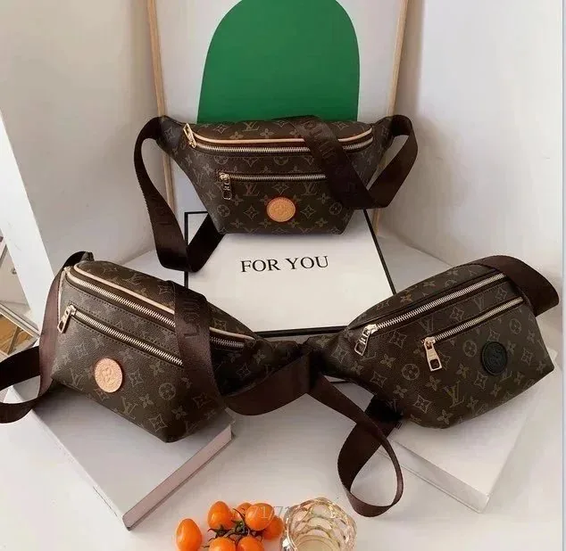 Gucci GG Supreme Backpack and Messenger Collection — Photo 10