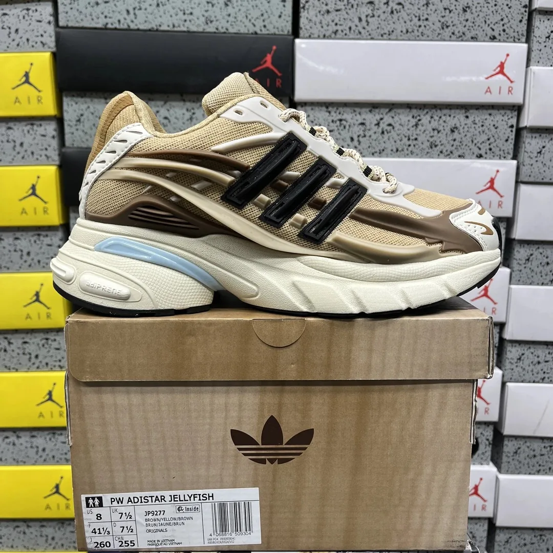 Jordan Fish Colorway Sneakers — QC