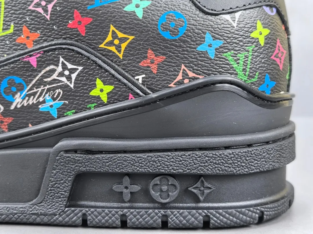 Louis Vuitton LV Trainer Blue White Trainers — Photo 10
