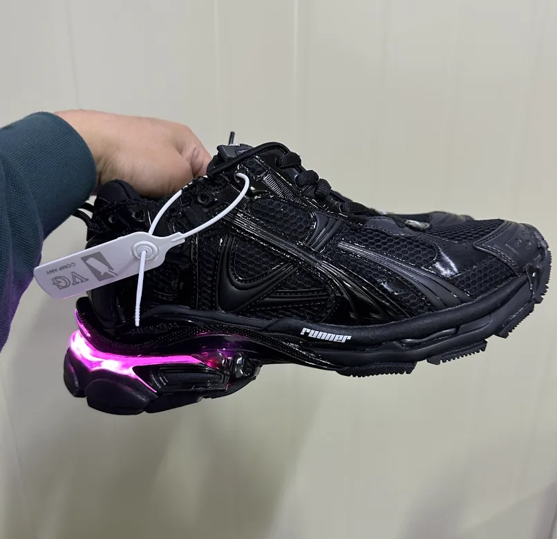Balenciaga Runner LED Light-Up Sneakers — photo 4