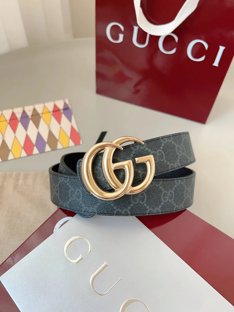 Gucci GG Supreme Double G Buckle Belt — Photo 11