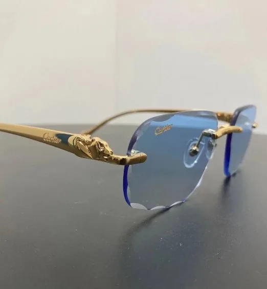 Gold Panther Accessory — QC