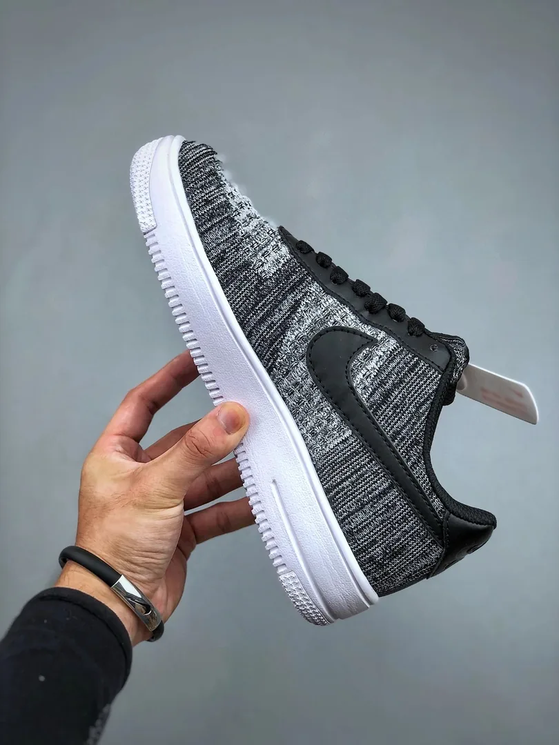 Nike Air Force 1 Flyknit 2.0 Grey Sneakers — Photo 14
