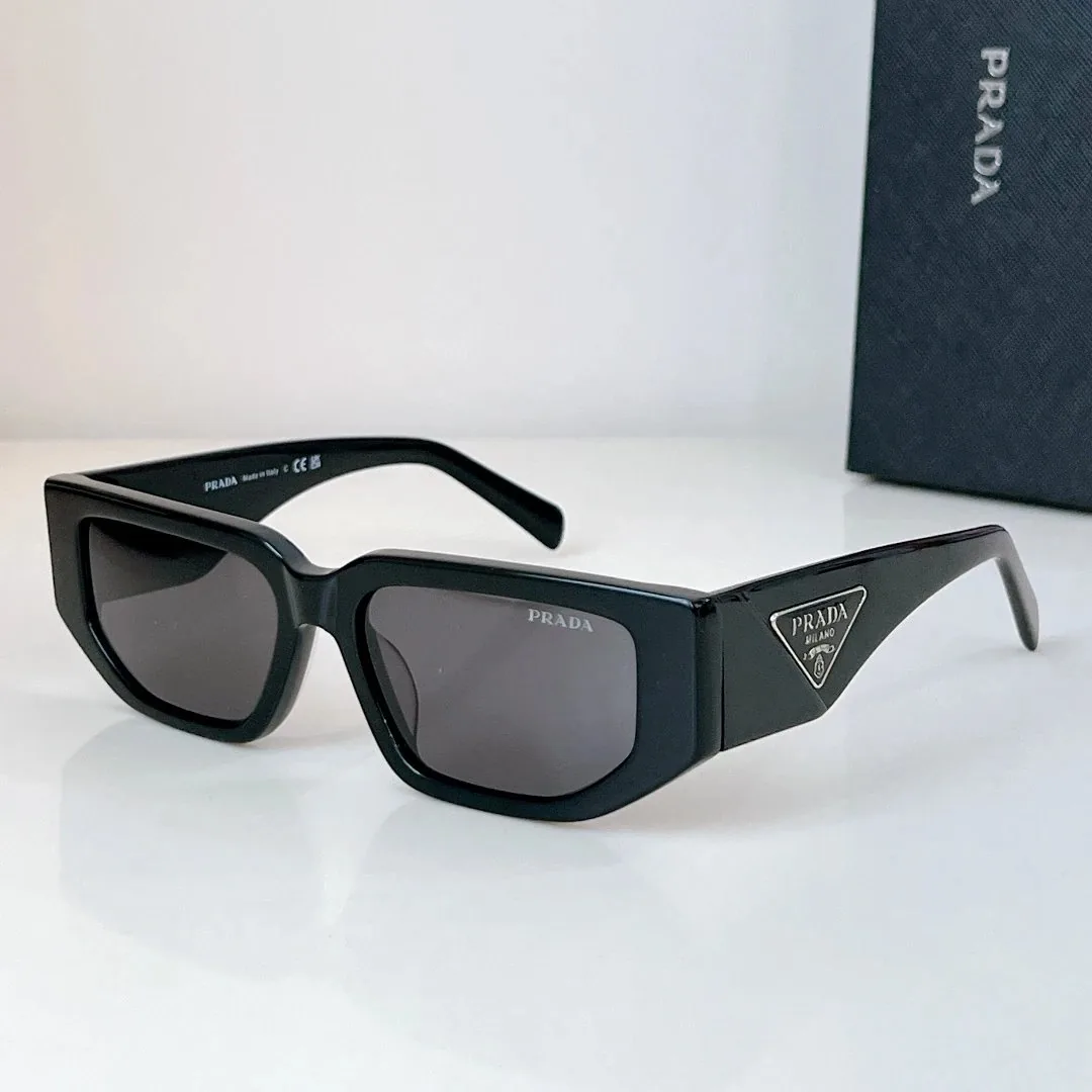 Prada Sunglasses PR09ZS — Photo 4
