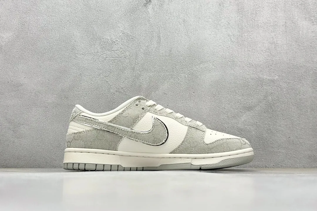 Nike Dunk Low Gucci Collab Top Sneakers — photo 2