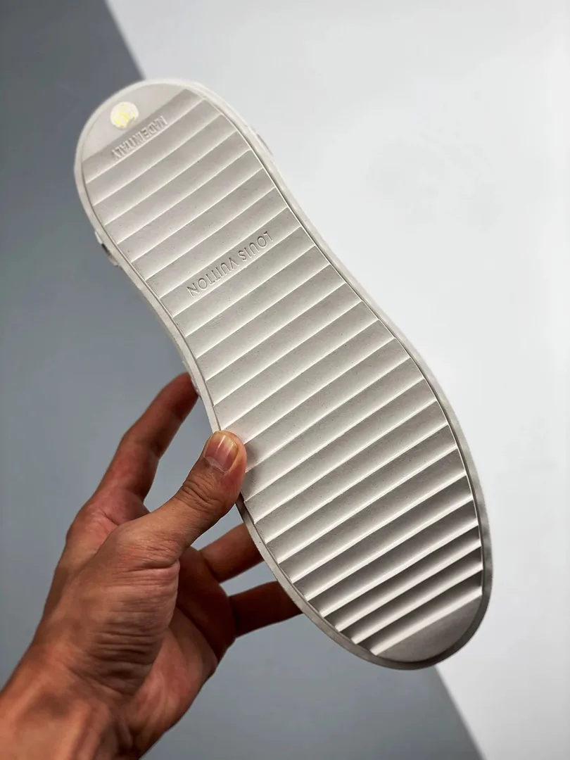 Louis Vuitton Time Out White Black Spring Low-Tops — photo 9