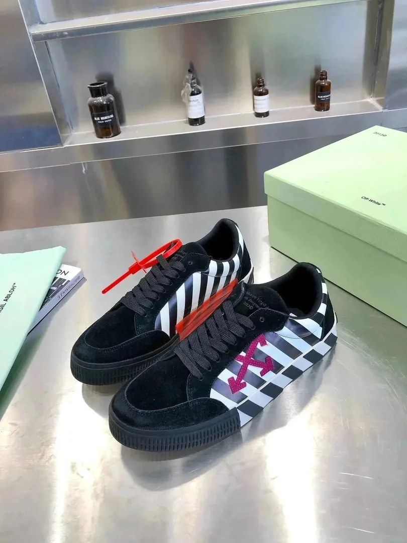 Off-White Vulc Low Skate Shoes — Photo 8