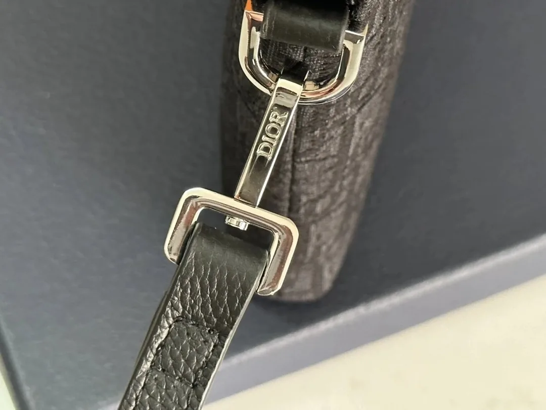 Dior Leather Clutch Bag — photo 7