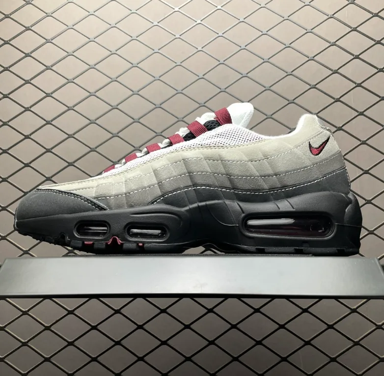 Nike Air Max 95 Classic — Photo 7