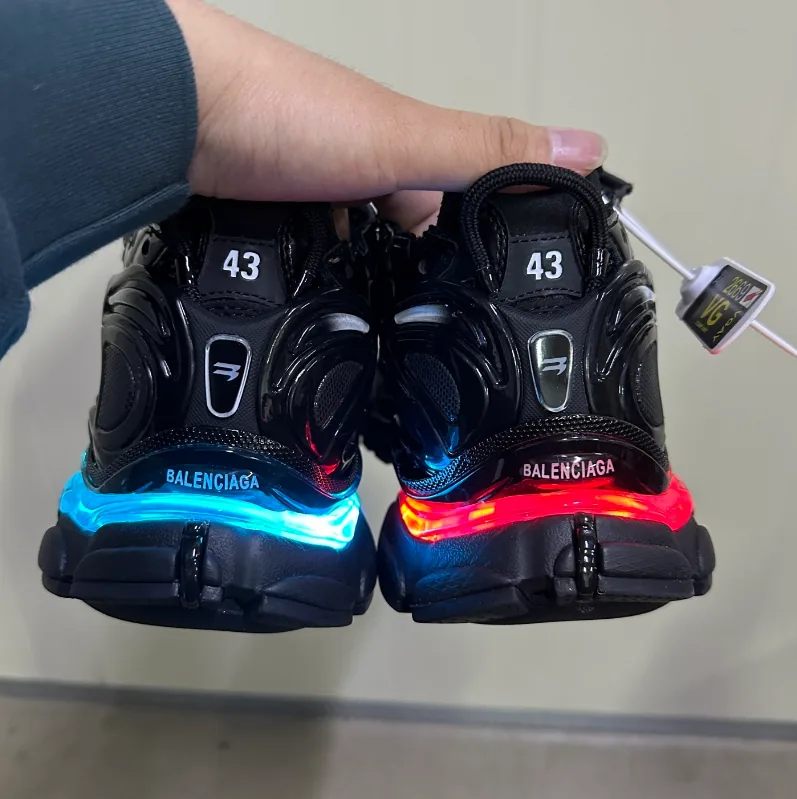 Balenciaga Runner LED Light-Up Sneakers — photo 3
