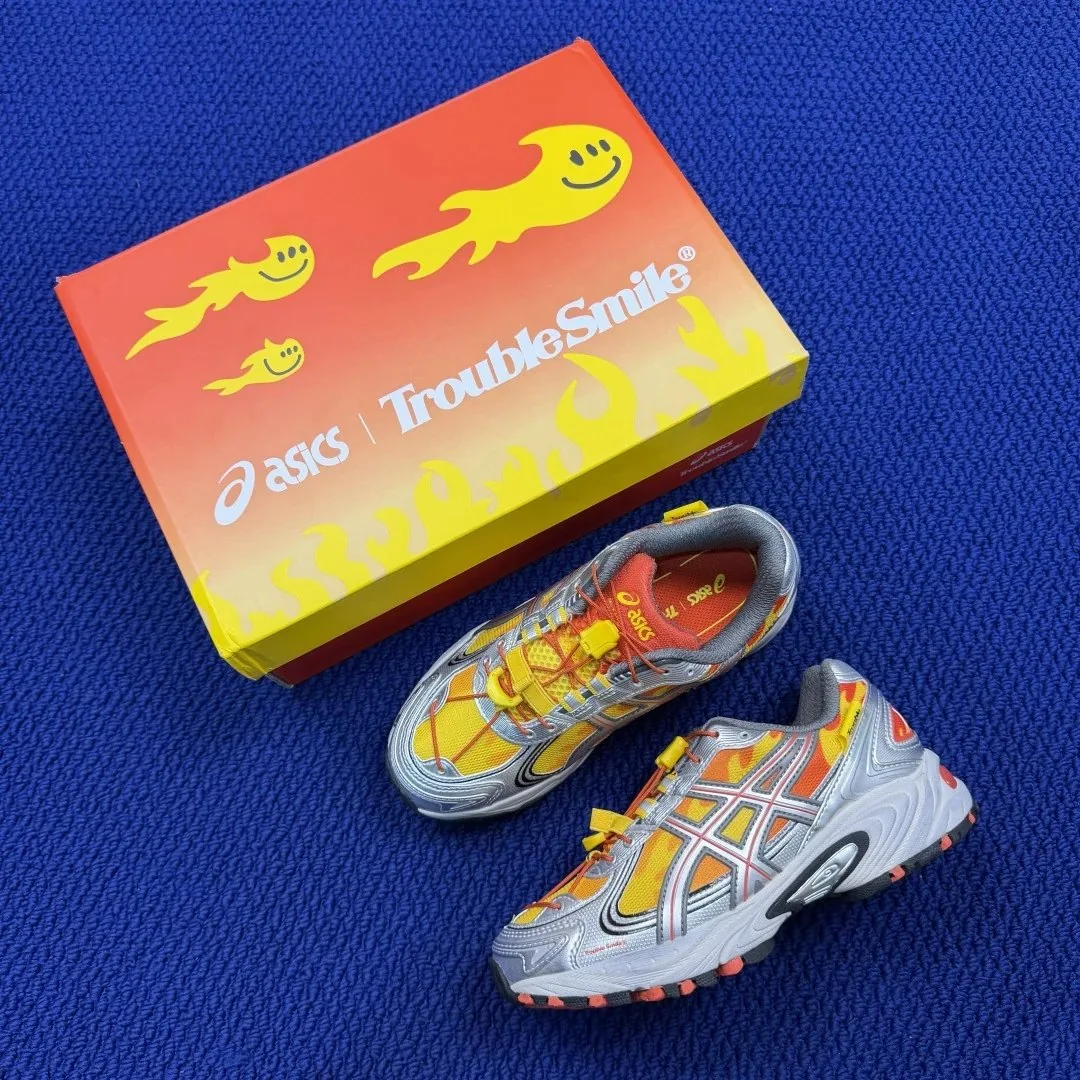 Asics Grey Nimbus Running Shoes — Photo 9