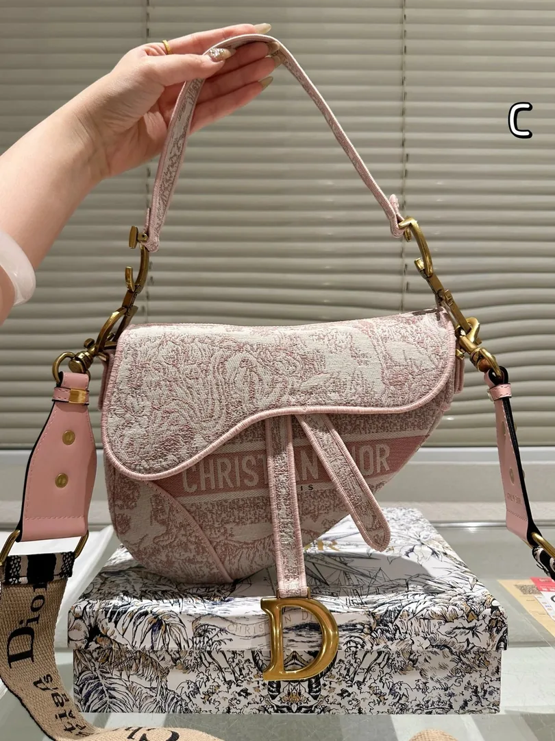 Dior Saddle Bag — photo 11