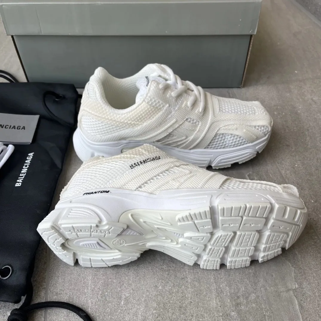 Balenciaga Phantom White Trainer Low-Top — QC