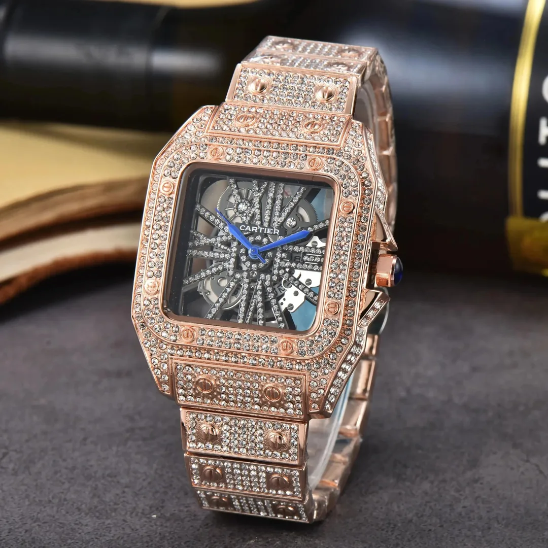 Street Style Watch — QC