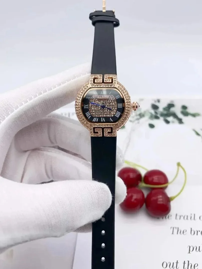 XMT08 Elegant Watch — QC