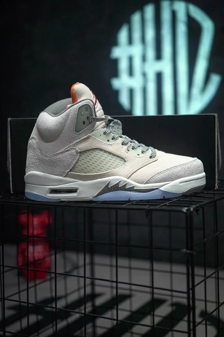 Air Jordan 5 Craft Grey — photo 9