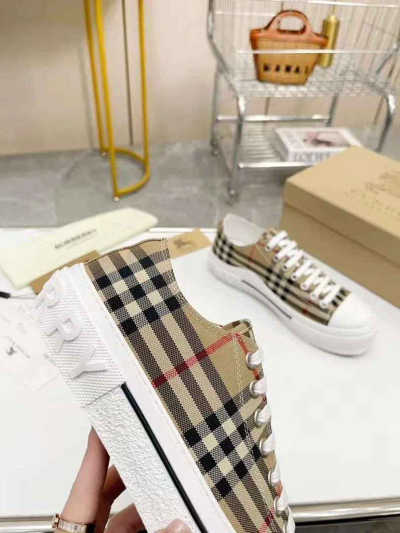 Burberry Grey Vintage Check Sneakers — QC