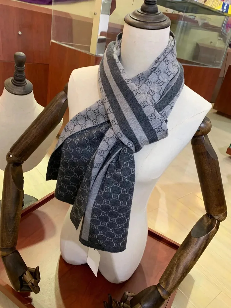 Men's Scarf Collection — photo 10
