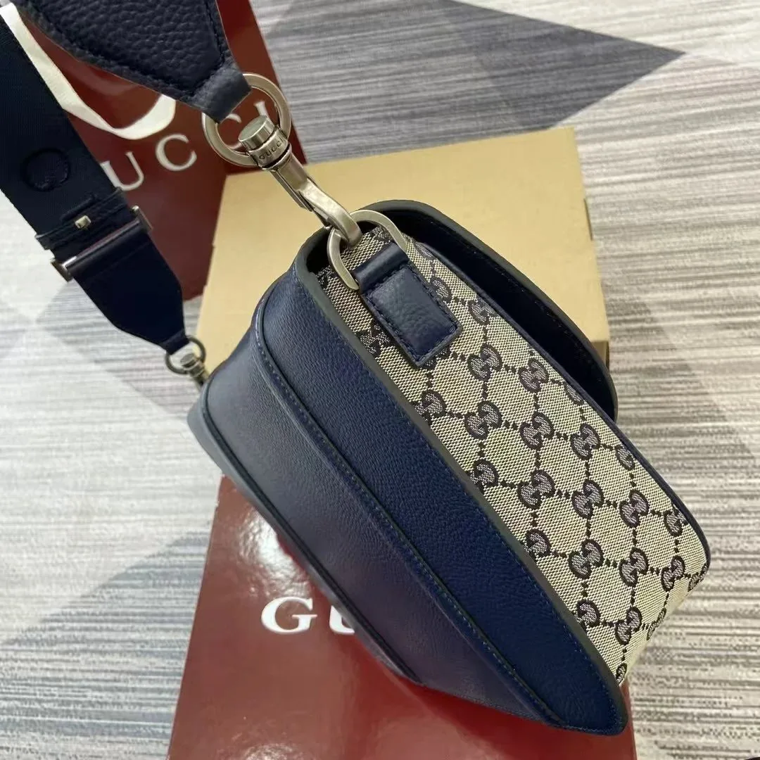 Gucci Crossbody Bag — Photo 3