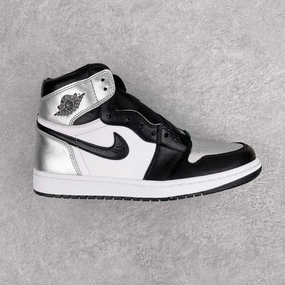Air Jordan 1 White Sneakers — Photo 8