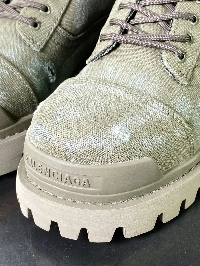 Balenciaga Strike Boot White Distressed Platform Boots — photo 6