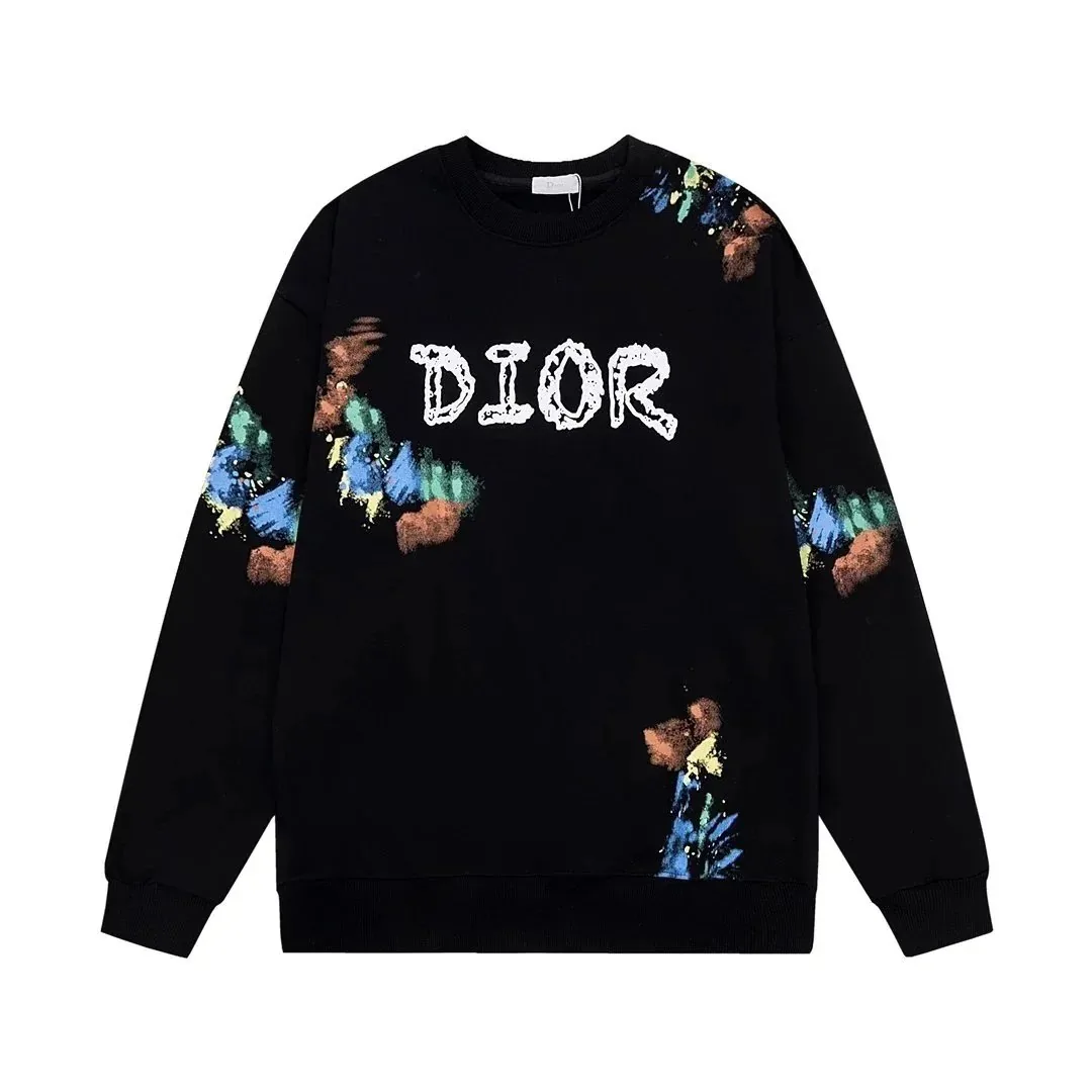 Long-Sleeve Tee — Photo 4