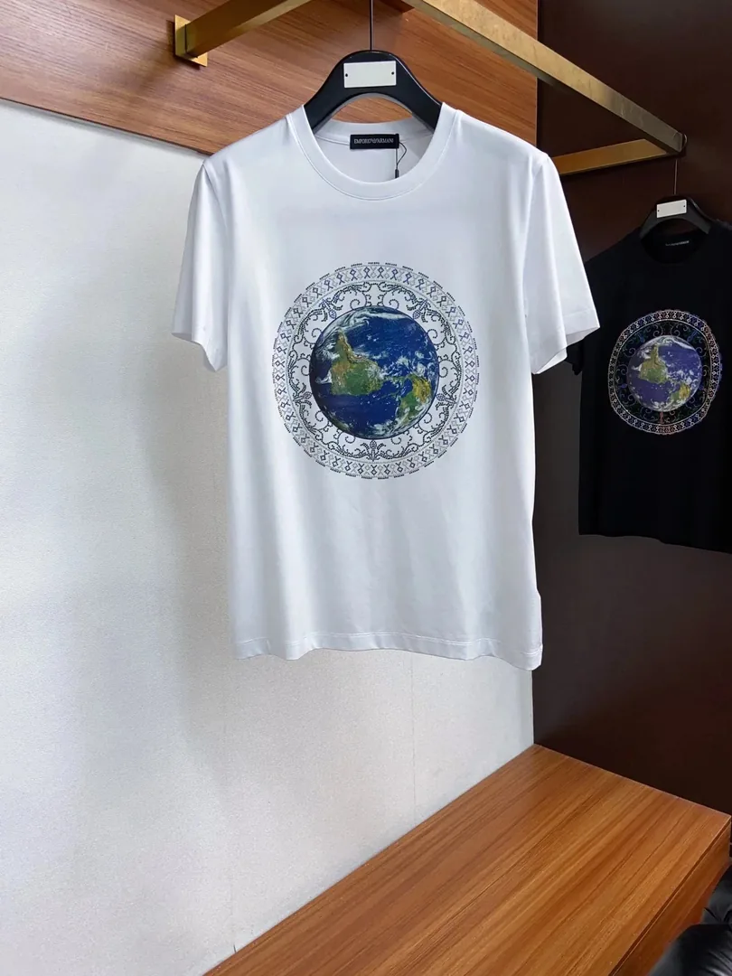 Burberry Short-Sleeve T-Shirt — photo 12