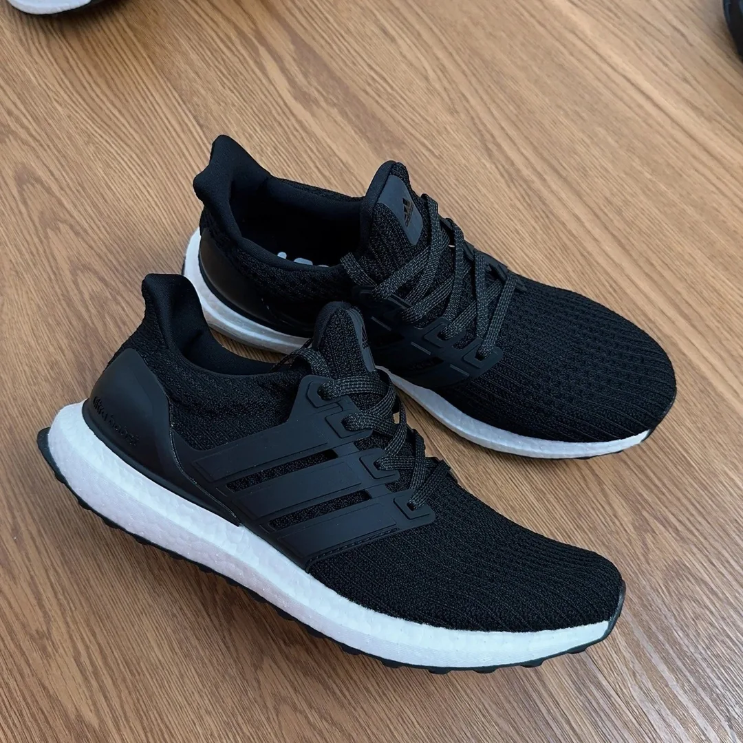 Adidas Ultra Boost 4.0 — Photo 14
