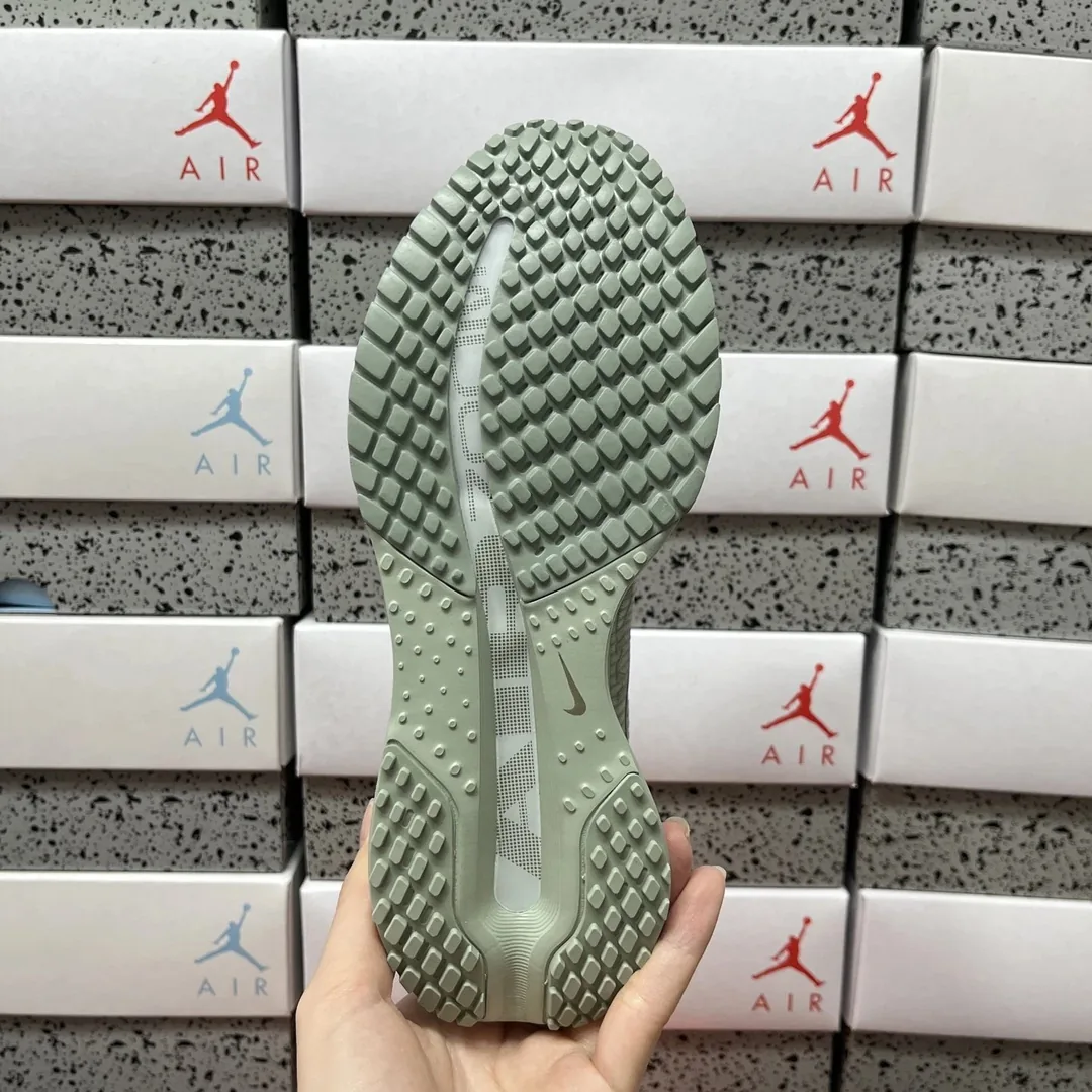 Nike Pegasus Premium Running Shoes — photo 5