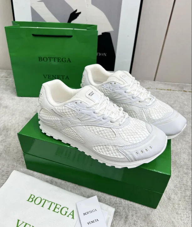 Bottega Veneta Orbit Pink Sneakers — Photo 5