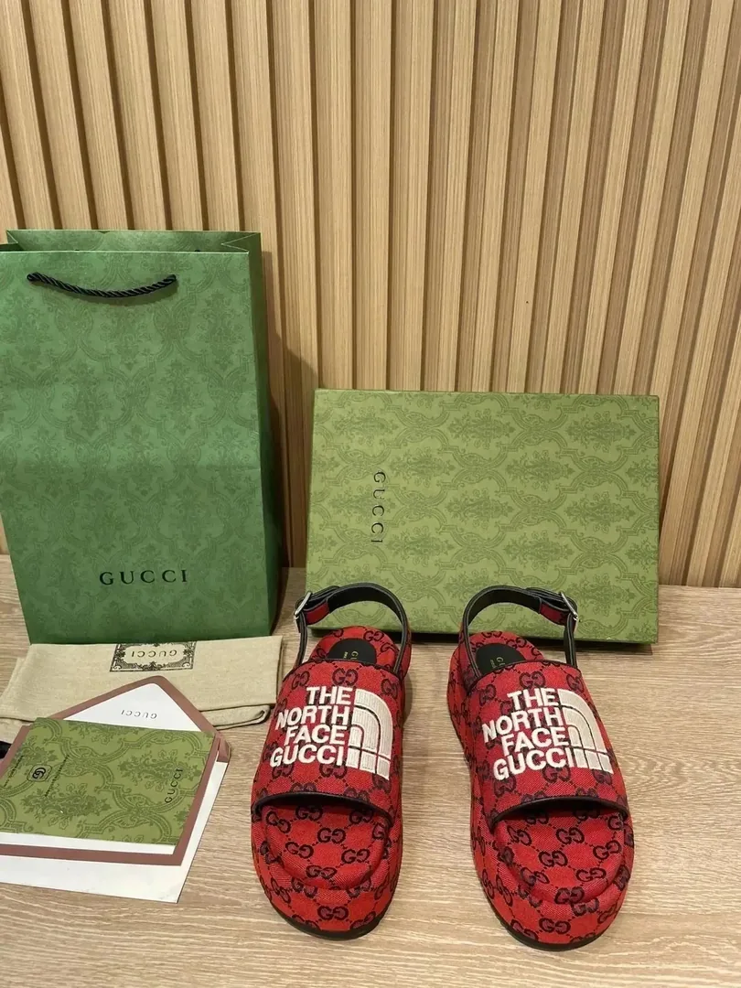 Gucci GG Jacquard Slide Sandal Collection — Photo 5
