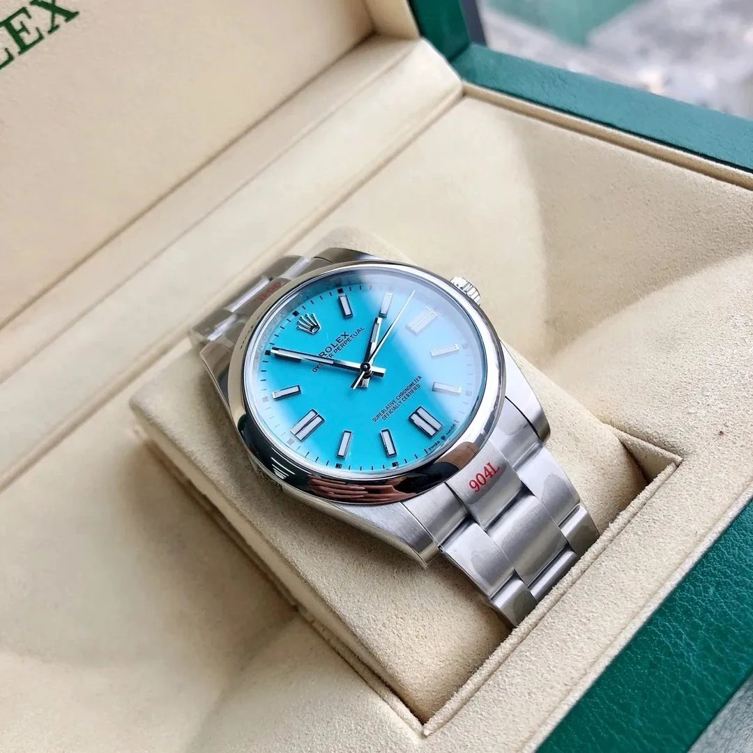 Rolex Oyster Perpetual Watch — Photo 14