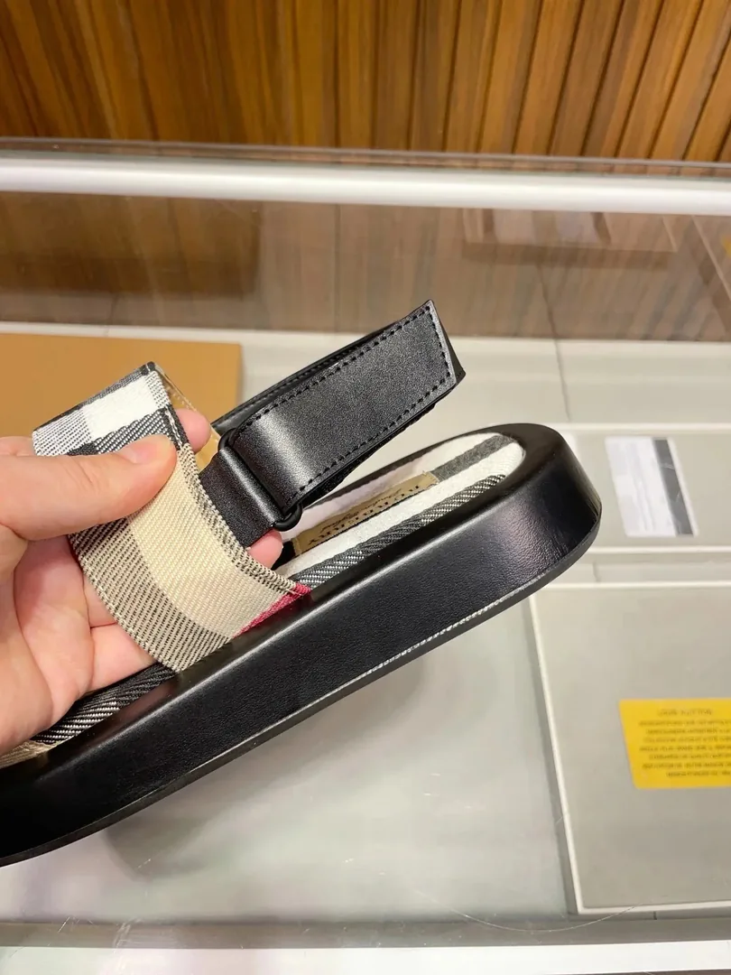 Classic Slides — QC