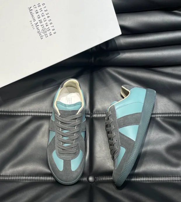 Maison Margiela Replica Beige Low-Top Skate Shoes — Photo 10