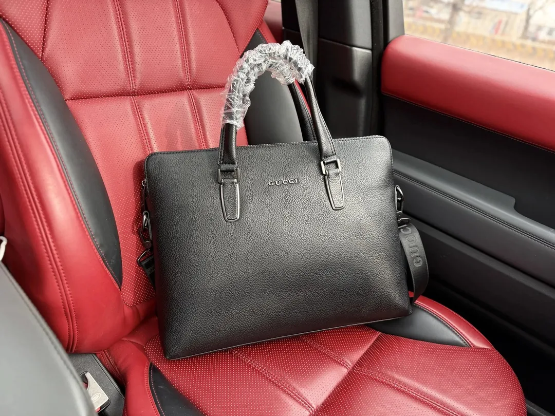 Gucci Printed Briefcase — Zdjęcie 13