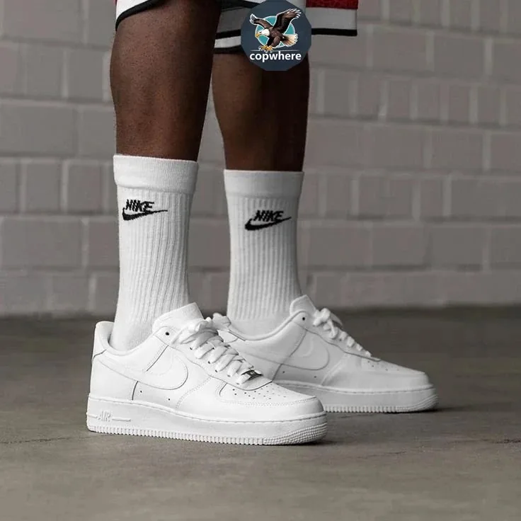 Nike Air Force 1 Black