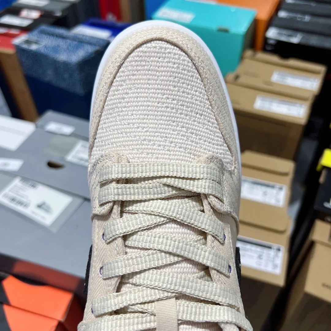 Nike Dunk Low SB Pearl White Velcro Sneakers — Photo 6
