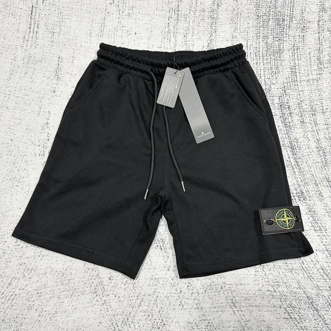 Stone Island Compass Badge Cargo Shorts Collection — Photo 10