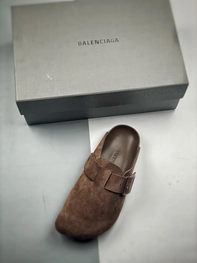 Balenciaga Brown Suede Collab Low-Tops — photo 10