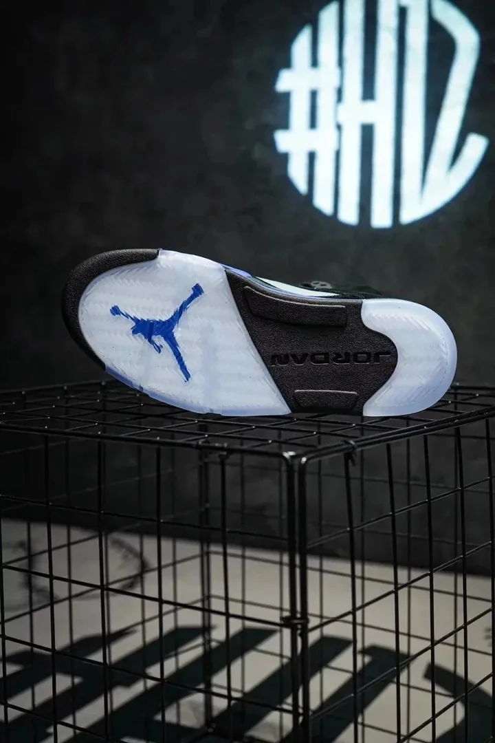 Air Jordan 5 Racer Blue — photo 4