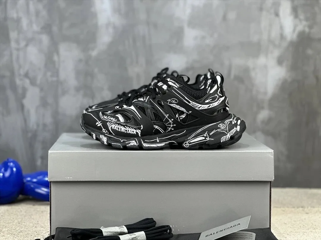 Balenciaga Track Trainer Sneakers — Photo 4