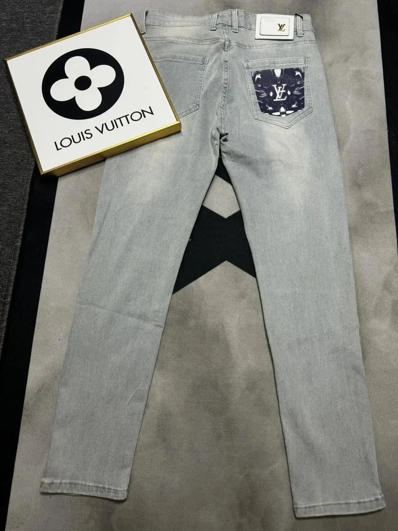 Denim Jeans — Photo 6
