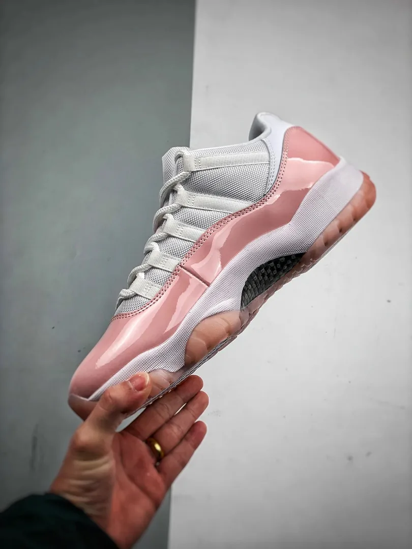 Air Jordan 11 Low Legend Pink — QC