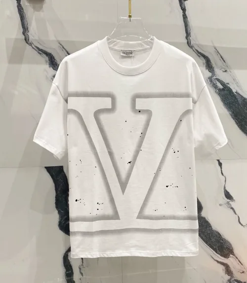Short-Sleeve Tee — Photo 8