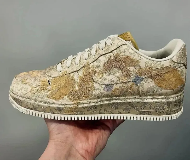 Nike Air Force 1 CNY — Photo 8
